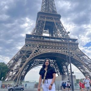 Meet your Posher, Fernanda